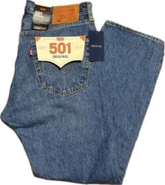 新品タグ付き】Levi