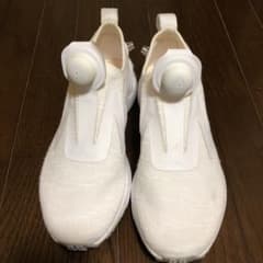 ヤヤちゃん様専用 リーボックスニーカーのサムネイル