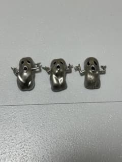 조조의 기묘한 모험 이치 반 쿠지 메탈리카
