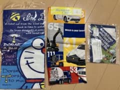 ハンカチ３枚　ドラえもん、トミカ、妖怪ウォッチのサムネイル
