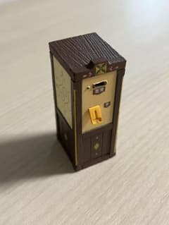 ディズニー ミニチュアコレクション ファストパス発券機 プーさんのハニーハントのサムネイル