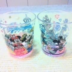 新品☆ディズニーのコップ２個セット♪のサムネイル