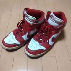 NIKE Dunk High Red White スニーカーのサムネイル