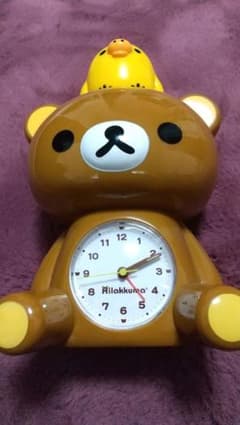 リラックマの目覚まし時計のサムネイル
