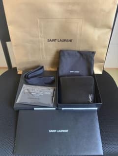 【美品・付属品完備】サンローラン 二つ折り財布 タイニー カサンドラ YSLのサムネイル
