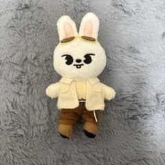 匿名】straykids リノ Leebit ぬいぐるみ - メルカリ