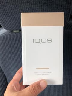 IQOS3 ブリリアントゴールド ドアカバー付きのサムネイル