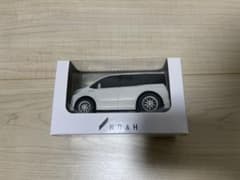 トヨタ ノア プルバックカーのサムネイル