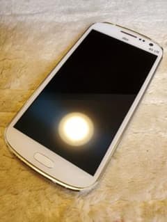 au GALAXY S3 progre SCL21 ホワイトのサムネイル