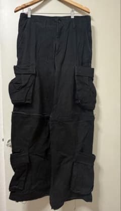 【完売品】GRANCY ジップデザインカーゴパンツ 黒 Lのサムネイル