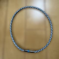 phiten ファイテン ネックレス ブルー Lサイズ RAKUWAネックX50 - メルカリ
