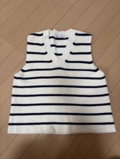ZARA ストライプ Vネック ニットベストのサムネイル