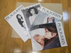 PEACH JOHN 　カタログ雑誌 4冊セットのサムネイル