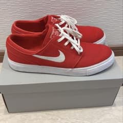 NIKE SB ナイキ　エスビー　スニーカー　赤　レッドのサムネイル