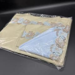 未使用　近沢レース　くま３点セット　タオル　ハンカチ　ポーチ　濃ブルー