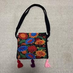 カラフル花柄刺繍バッグ　ポシェットのサムネイル