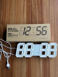 【箱付き】LEDクロック 置時計/掛け時計 インテリアのサムネイル