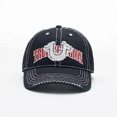 TRUE RELIGION ベースボールキャップ TRUE RELIGION ベースボールキャップ ブラック×レッド - メルカリ