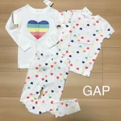 ◆専用◆ 新品未使用　　baby GAP    パジャマ  3PIECE SETのサムネイル