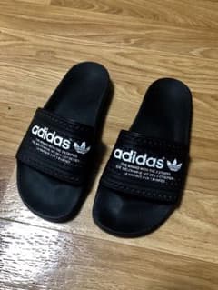 サンダル ADIDAS SLIDESのサムネイル