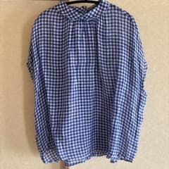 【美品】Veritecoeur リネン100% ギンガムチェック 半袖ブラウスのサムネイル