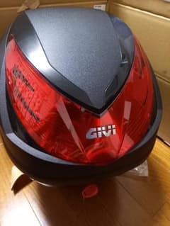 tamikin様専用  バイク用リアボックスのサムネイル