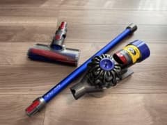 ジャンク品】dyson ダイソンV7 SV11コードレスクリーナー - メルカリ
