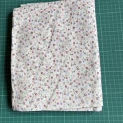 【最終お値下げ】小花柄 ニット生地 手芸用のサムネイル