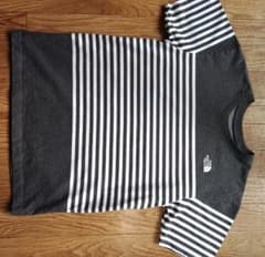 【美品】THE NORTH FACE 半袖Tシャツ Lサイズ ボーダー柄のサムネイル