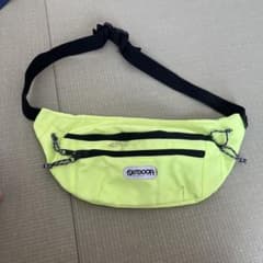 OUTDOOR PRODUCTボディバッグショルダーバッグネオンイエローのサムネイル