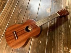 ウクレレ　MAHALO (UK・220E)のサムネイル