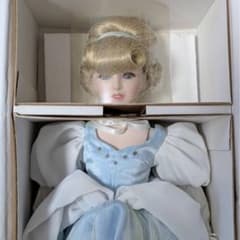 ビスクドール ディズニープリンセス シンデレラ Sekiguchi - メルカリ