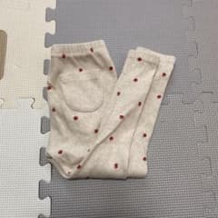 ZARA りんご柄レギンス　パンツのサムネイル
