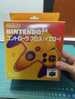 Nintendo 64 コントローラーブロス (イエロー)のサムネイル