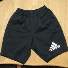akineko様専用です。adidasハーフパンツのサムネイル