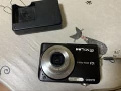 CASIO EXILIM EX-Z1050 コンパクトデジカメ - メルカリ