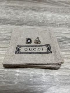 GUCCI フラワーモチーフピアスのサムネイル
