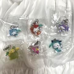 全6種コンプサンリオキャラクターズけろけるパーティーめじるしアクセサリーのサムネイル