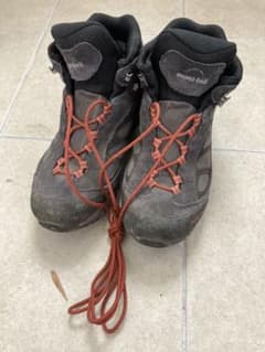 モンベル　登山靴のサムネイル