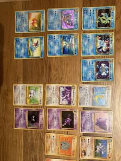 ポケモンカード　旧裏　レア8枚、その他95枚のサムネイル