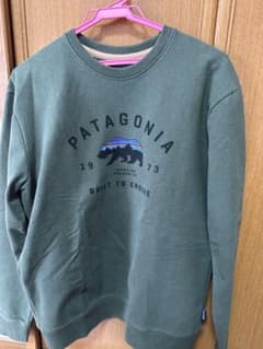 Patagonia クルーネック スウェット カーキ Sサイズのサムネイル