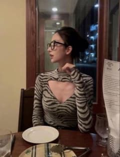 【melt the lady】 triangle knit zebraのサムネイル