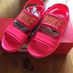 NIKE サンダル ピンクのサムネイル
