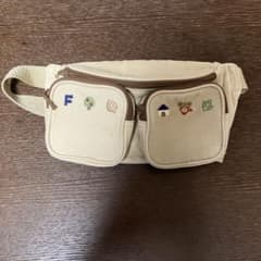 キッズ用 刺繍入りウエストポーチ ベージュのサムネイル
