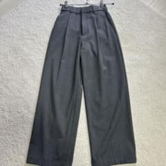 ユニクロ　タックワイドパンツ　XSのサムネイル