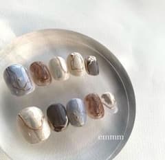 ネイルチップ　ニュアンスネイルのサムネイル