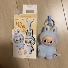 m*o様 イニシャルラブブ【D】のサムネイル