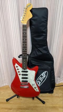 DiPinto Galaxie 4 ビザールギターのサムネイル