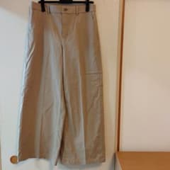 UNIQLO ユニクロ　レディース　ワイドチノパンツ　ベージュのサムネイル