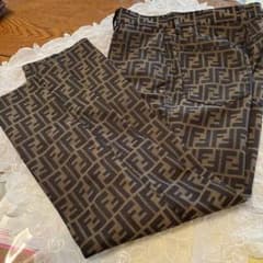 ⭐︎ FENDI ズッカ柄パンツ M size ⭐︎のサムネイル